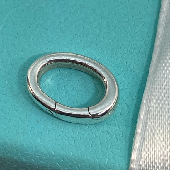 Tiffany & Co Oval Clasp Clasping Link Jump Ring 925 Silver Italy extender - Picture 2 of 2